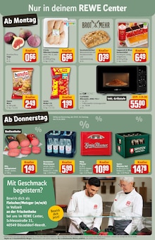 Brötchen im REWE Prospekt "Dein Markt" mit 36 Seiten (Neuss)