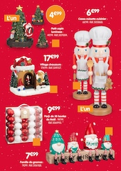 Promos Poupée dans le catalogue "Décoration de Noël" de B&M à la page 8