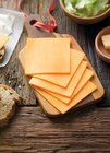 Cheddar Rouge Tranché - WYKE FARMS dans le catalogue Intermarché Hyper