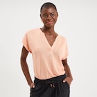 T-shirt col tunisien manches courtes rose saumon femme dans le catalogue La Halle