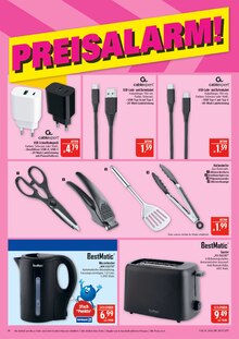 Kuchen im Marktkauf Prospekt "AUSWAHL RIESIG, PREISE NIEDRIG" mit 45 Seiten (Fürth)