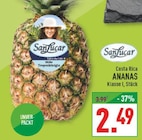 Marktkauf Herford - Ananas Angebot im Prospekt Ananas bei Marktkauf im Herford Prospekt für 2,49 €