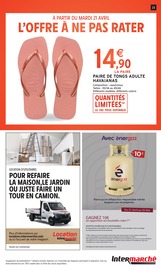 Chaussures en promo dans le catalogue Intermarché Express à la page 23