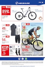 Offre Chaussettes dans le catalogue Intersport du moment à la page 5