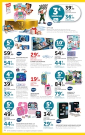 Promos Smartphone dans le catalogue "EN ROUTE POUR LES PRIX BAS de Noël" de Hyper U Smartphone en promo dans le catalogue Hyper U à la page 76