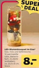 LED-Blumenbouquet im Glas für 8,00 € bei Netto mit dem Scottie im Angebot LED-Blumenbouquet im Glas im aktuellen Netto mit dem Scottie Prospekt