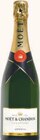 Champagne AOP brut  impérial - MOËT & CHANDON en promo chez Super U Roncq à 35,90 €