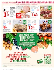 Promos Poulet dans le catalogue "BIEN AU CHAUD" de Auchan Hypermarché Poulet en promo dans le catalogue Auchan Hypermarché à la page 34