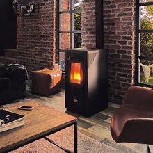 Brico Dépôt Staple - Poêle à granulés 6,5 kW Promo Poêle à granulés 6,5 kW dans le catalogue Brico Dépôt "Bien chauffer son intérieur" à Staple
