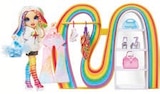 Garde-robe arc-en-ciel Rainbow High en promo chez La Grande Récré Garde-robe arc-en-ciel Rainbow High dans le catalogue La Grande Récré