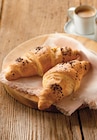 Croissant Chocolat Noisettes x2 - Intermarché Hyper Croissant Chocolat Noisettes x2 à 1,49 € dans le catalogue Intermarché Hyper