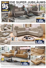 Wohnlandschaft im Möbel Inhofer Prospekt "POLSTER TRENDS" auf Seite 12