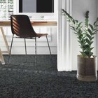 Moquette bouclée anthracite 4 m en promo chez Décor Discount Saint-Priest à 7,49 €
