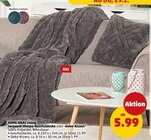Kuscheldecke im Angebot bei Penny in Laatzen Kuscheldecke Angebote bei Penny Laatzen für 5,99 €