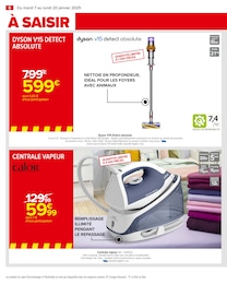 Offre Dyson dans le catalogue Carrefour du moment à la page 8