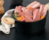Promo Veau assortiment blanquette sans os et poitrine avec os a mijoter à 13,99 € dans le catalogue U Express à Saint-Paul