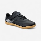 Kinder Fußball Hallenschuhe mit Klettverschluss - Futsal 100 schwarz/beige im Angebot bei Decathlon in Schwerte Kinder Fußball Hallenschuhe mit Klettverschluss - Futsal 100 schwarz/beige Angebote von KIPSTA bei Decathlon Schwerte für 13,99 €