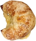 Aktuelles Laugencroissant mit Käse Angebot bei REWE in Ludwigshafen (Rhein) ab 1,19 €