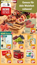 REWE Prospekt für München mit 32 Seiten REWE Prospekt "Dein Markt" für München, 32 Seiten, 12.10.2026 - 17.10.2026