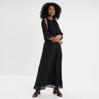 Robe longue manches 3/4 fendues noir femme dans le catalogue La Halle