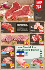 Ähnliche Angebote wie Spanferkel im Prospekt "Dein Markt" auf Seite 11 von REWE in Salzgitter