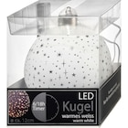 LED Kugel Sternenglanz zum Hängen, warm-weiß (12 cm) bei dm-drogerie markt im Prospekt "" für 7,95 €