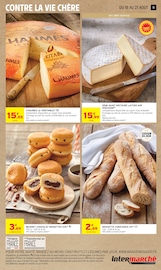 Promos Chocolat dans le catalogue "VIVE LA FIN DES VACANCES" de Intermarché Super Chocolat en promo dans le catalogue Intermarché Super à la page 11