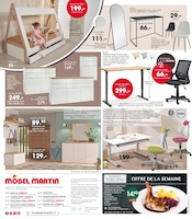 Chaussures Angebote im Prospekt "SEMAINES SAINT-MARTIN" von Möbel Martin auf Seite 12