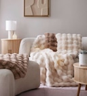 Fellkissen BELLA für 9,99 € bei mömax im Angebot Fellkissen BELLA im aktuellen mömax Prospekt