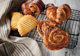 Assortiment de viennoiseries pur beurre - Intermarché Contact à Dijon Assortiment de viennoiseries pur beurre en promo chez Intermarché Contact Dijon à 3,69 €