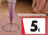 Woolworth - Schultütenständer Angebot im Prospekt Schultütenständer bei Woolworth im Prospekt "" für 5,00 €