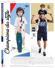 Offre Skateboard Enfant dans le catalogue Carrefour du moment à la page 22
