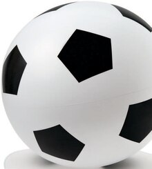Ballon de foot géant - Oxybul à Paris Ballon de foot géant en promo chez Oxybul Paris à 9,99 €
