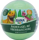 Kids Badekugel mit Überraschung im Rossmann Prospekt Kids Badekugel mit Überraschung von Isana im aktuellen Rossmann Prospekt für 2,29 €