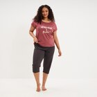 Ensemble pyjama corsaire et t-shirt rose framboise femme grande taille - La Halle à Montrouge Ensemble pyjama corsaire et t-shirt rose framboise femme grande taille en promo chez La Halle Montrouge à 12,99 €