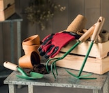 Mr.Bricolage Bourg-Achard - Promo Griffe ergonomique 3 dents Promo Griffe ergonomique 3 dents à 8,50 € dans le catalogue Mr.Bricolage à Bourg-Achard