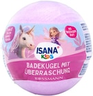 Badekugel mit Überraschung von ISANA kids für 2,29 € bei Rossmann im Angebot Badekugel mit Überraschung von ISANA kids im aktuellen Rossmann Prospekt