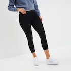 Legging 7/8ème taille élastiquée noir femme en promo chez La Halle Legging 7/8ème taille élastiquée noir femme dans le catalogue La Halle