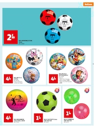 Offre Ballon dans le catalogue Auchan Hypermarché du moment à la page 9