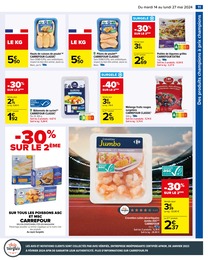 Offre Crevettes cuites dans le catalogue Carrefour du moment à la page 13