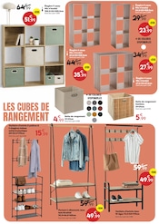 Promos Vêtements dans le catalogue "Meublez-vous de bonnes affaires" de Maxi Bazar Vêtements en promo dans le catalogue Maxi Bazar à la page 11