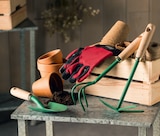 Promo Griffe ergonomique 3 dents à 8,50 € dans le catalogue Mr.Bricolage à Pierrelatte