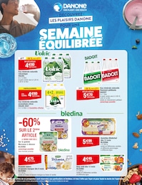 Offre Eau Aromatisée dans le catalogue Carrefour du moment à la page 26