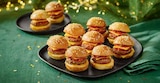 Promo 10 mini cheese burgers à 7,91 € dans le catalogue Intermarché à Pont-Audemer