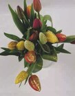 Bouquet de 15 tulipes pailletées en promo chez U Express Bastia à 6,99 €