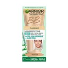 BB Crème teinte médium - GARNIER en promo chez Carrefour BB Crème teinte médium - GARNIER dans le catalogue Carrefour