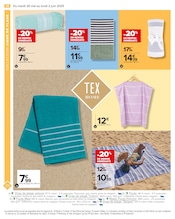 Promos Poncho dans le catalogue "Le linge de maison, c'est nous, la vie qui va avec c'est vous." de Carrefour à la page 16