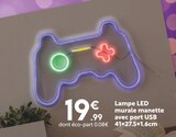 Lampe LED murale manette avec port USB dans le catalogue Maxi Bazar