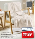 Musselin-Plaid von LIVARNO home im aktuellen Lidl Prospekt