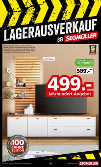 Wohnzimmertisch im Segmüller Prospekt "LAGERAUSVERKAUF BEI SEGMÜLLER" mit 56 Seiten (Frankfurt (Main))
